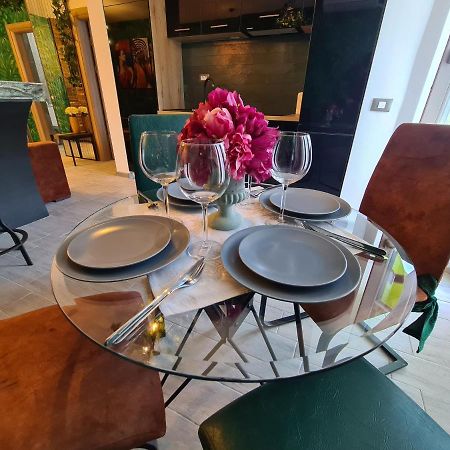 Excentric Apartament & Sea View By Alezzi Năvodari Εξωτερικό φωτογραφία