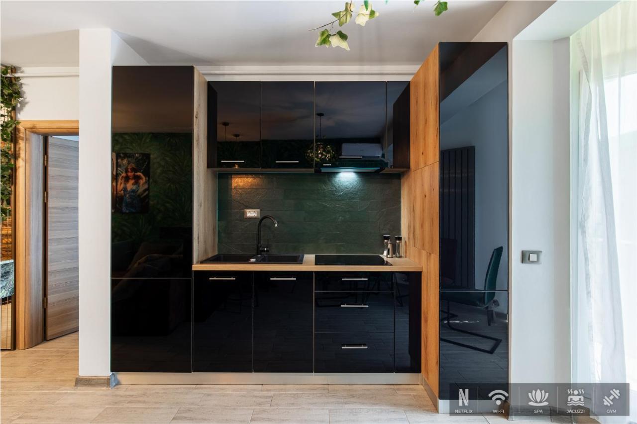 Excentric Apartament & Sea View By Alezzi Năvodari Εξωτερικό φωτογραφία